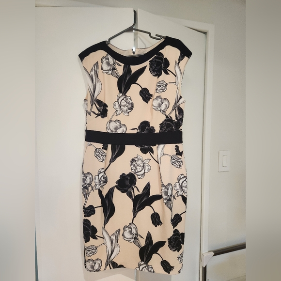 Pastel Pink Dress (Le Chateau) - Picture 1 of 3